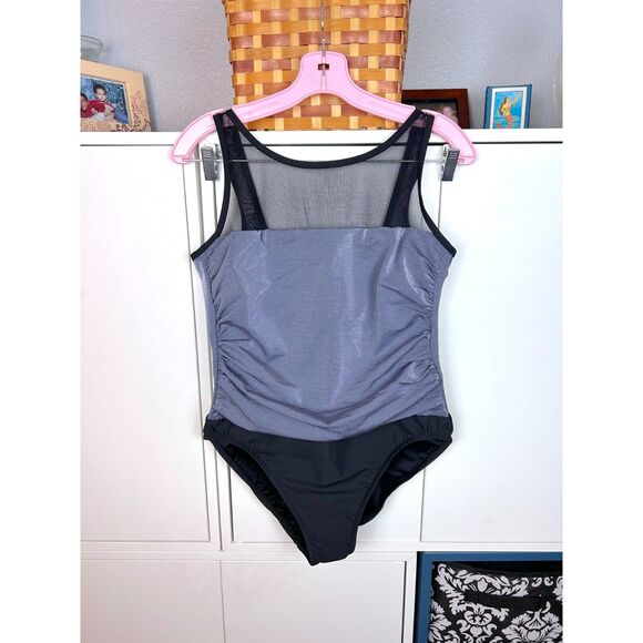 Miraclesuit 1 pc Swimsuit - Picture 1 of 5